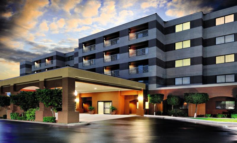 Courtyard By Marriott Scottsdale Old Town Hotel Exterior photo